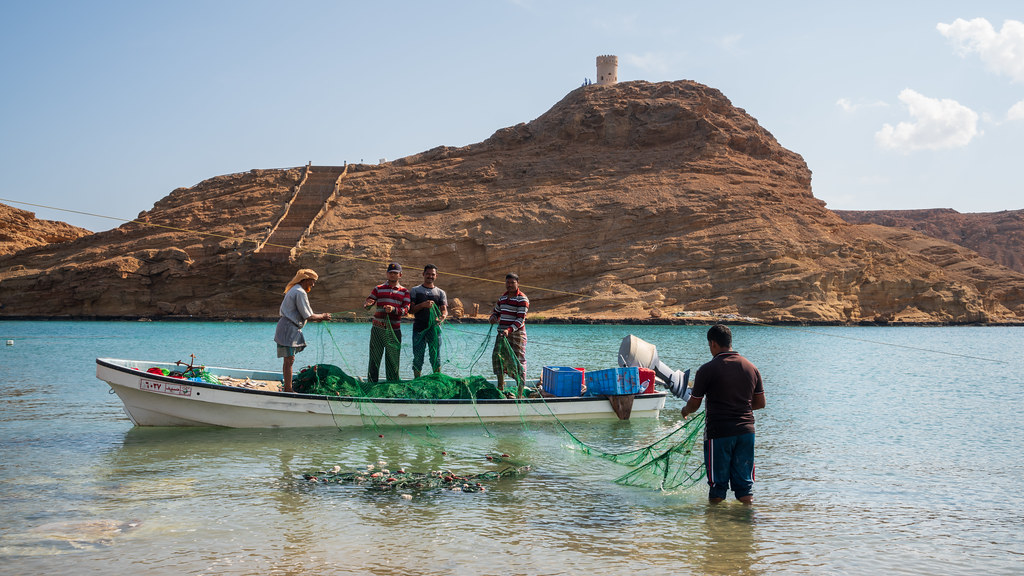 Boat ride to Shoab Beach